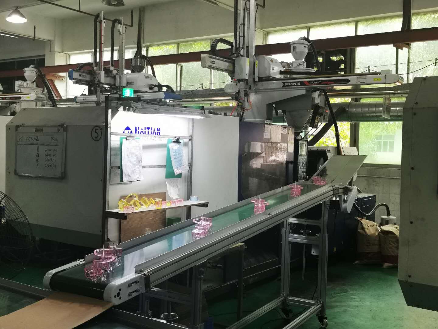 Your End-to-End Packaging Solutions Partner for the Middle Eastern Fragrance & Beauty Industry