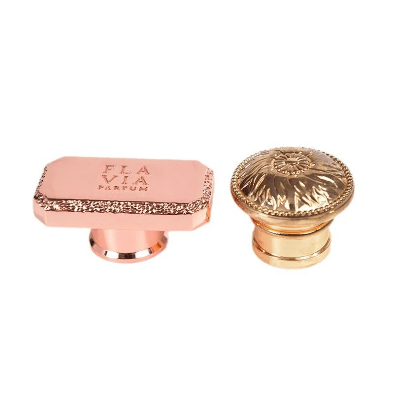 China wholesaler customize perfume bottle magnetic t-shape cap manufacturer