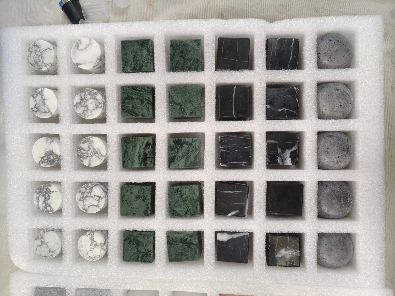 square-Marble-Crystal-Perfume-Cap